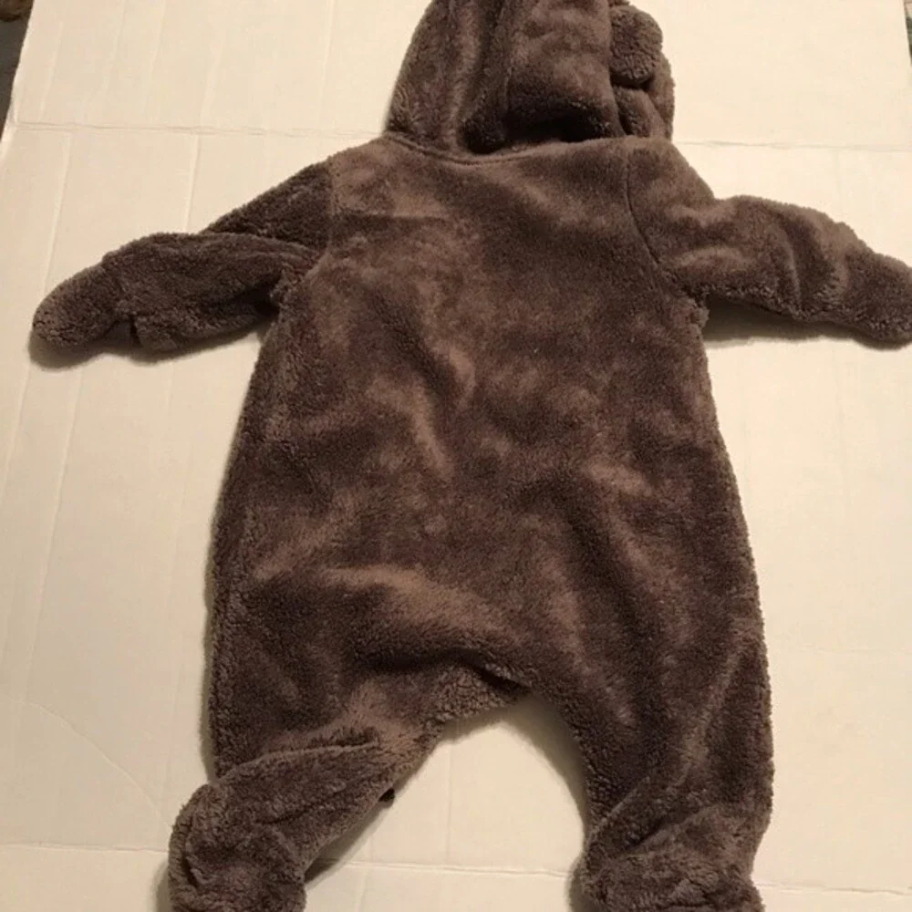 H&M 2-4 Mo Gray Faux Fur Snow Suit Jacket Hooded Cotton Lining Hearts Zip Up